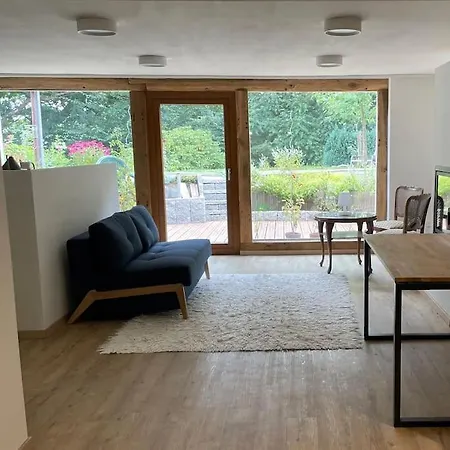 Schoene Mit Sonnenterrasse Und Kamin Arnsberg